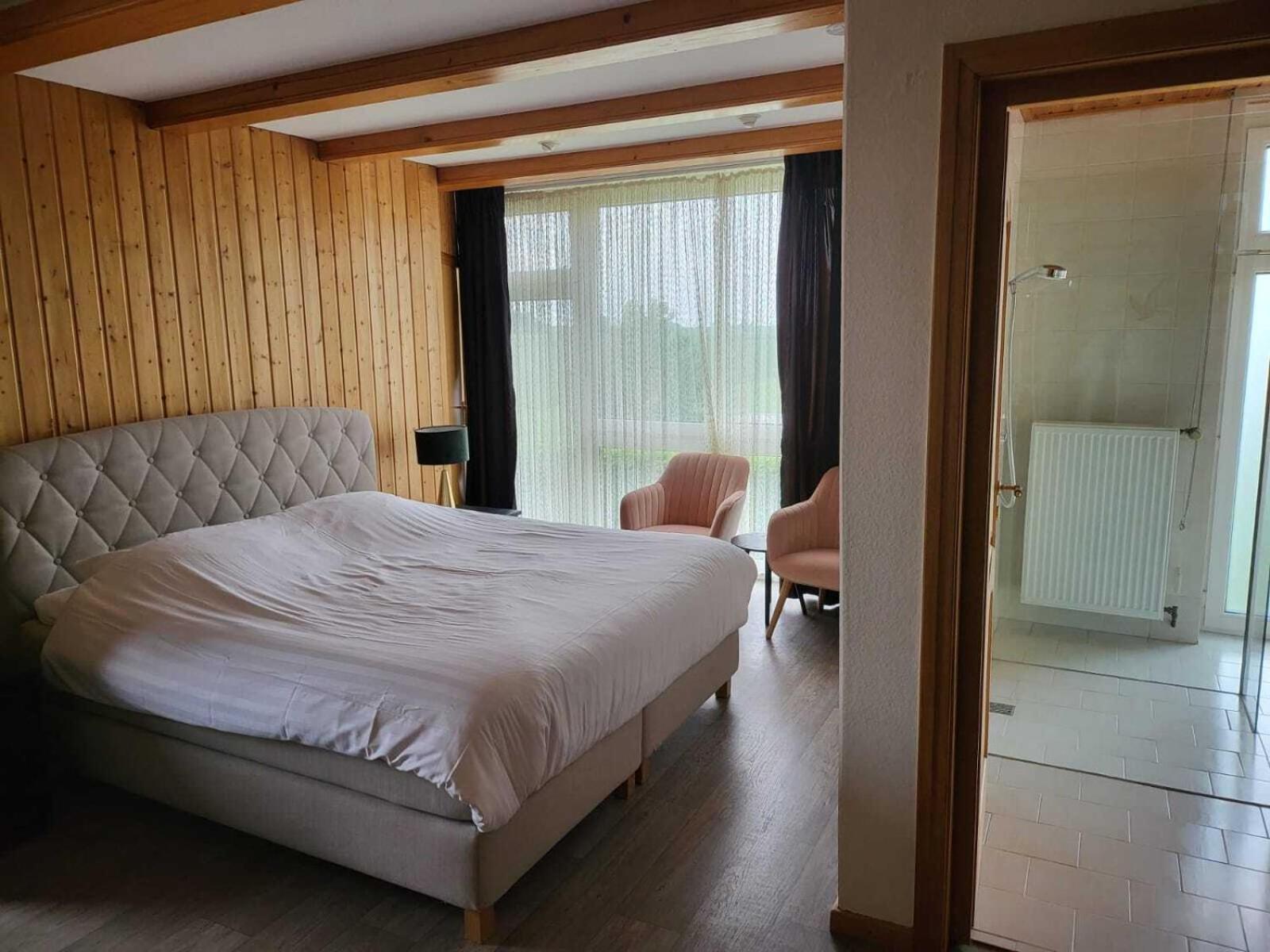 Bed & Breakfast Rheiderland Ditzumerverlaat Номер фото